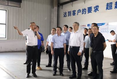 自然資源部服務(wù)&ldquo;經(jīng)濟(jì)大省挑大梁&rdquo;四川工作組到蜀能礦產(chǎn)磷酸鐵鋰廠調(diào)研