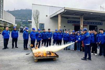 筑牢安全&ldquo;防火墻&rdquo;&mdash;&mdash;蜀能礦產(chǎn)磷酸鐵鋰廠開展消防實操培訓